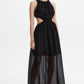 Dress with a cutout on the back